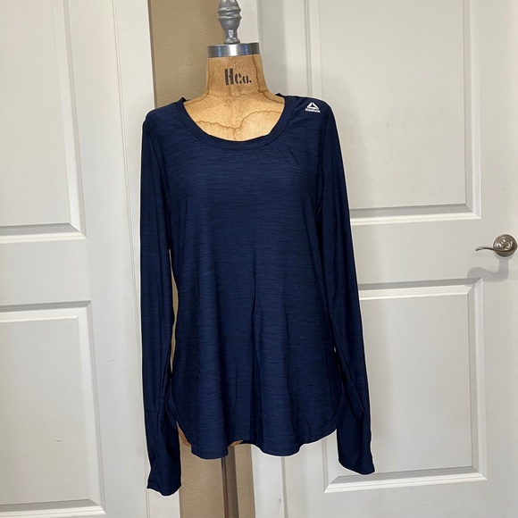 Reebok Long Sleeve Workout Shirt - Picture 1 of 3